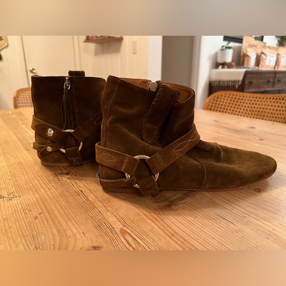 Isabel Marant x VStar suede booties